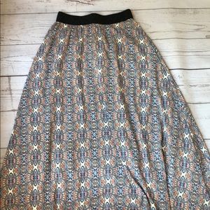 LuLaRoe Lucy Skirt